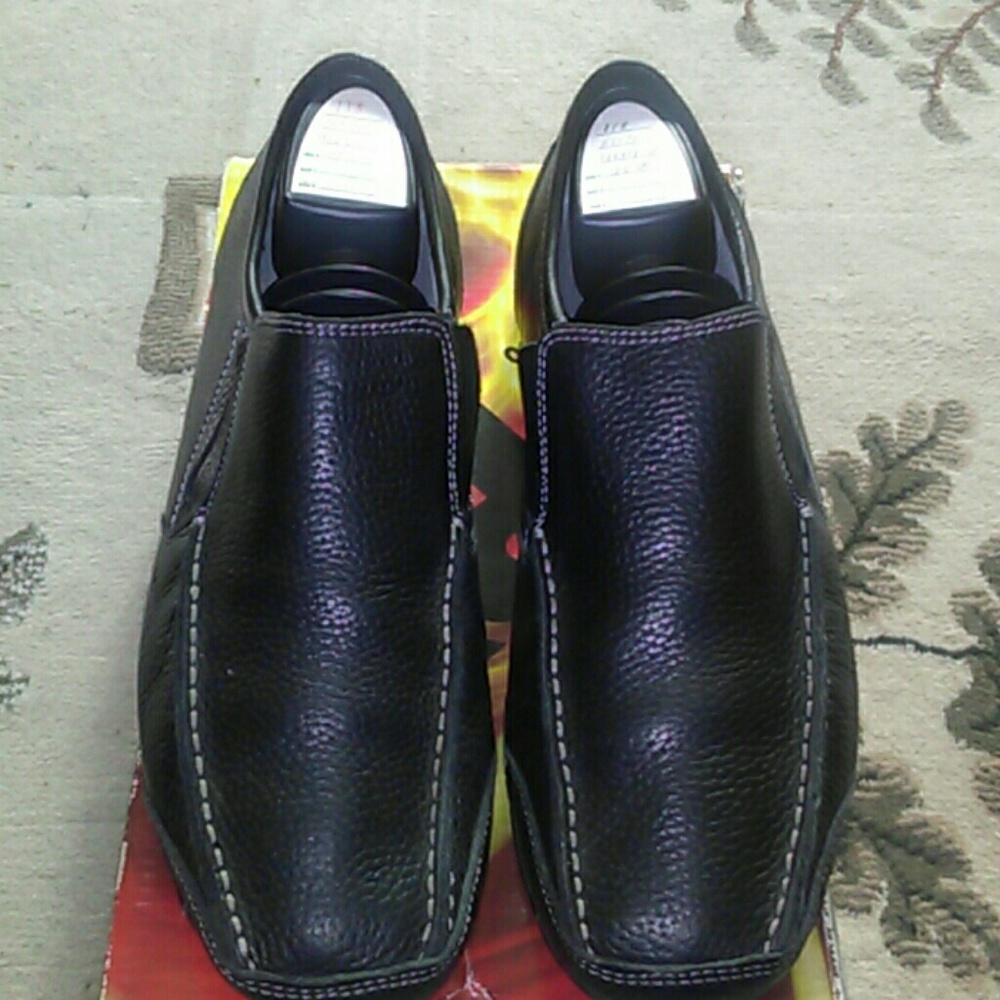 Loafers - Picture 2 of 4